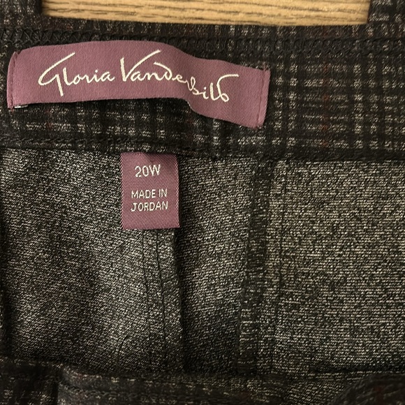 Gloria Vanderbilt Pull On Trouser. Size 20W. Color Black- Chambery Plaid. NWT. - Picture 4 of 8